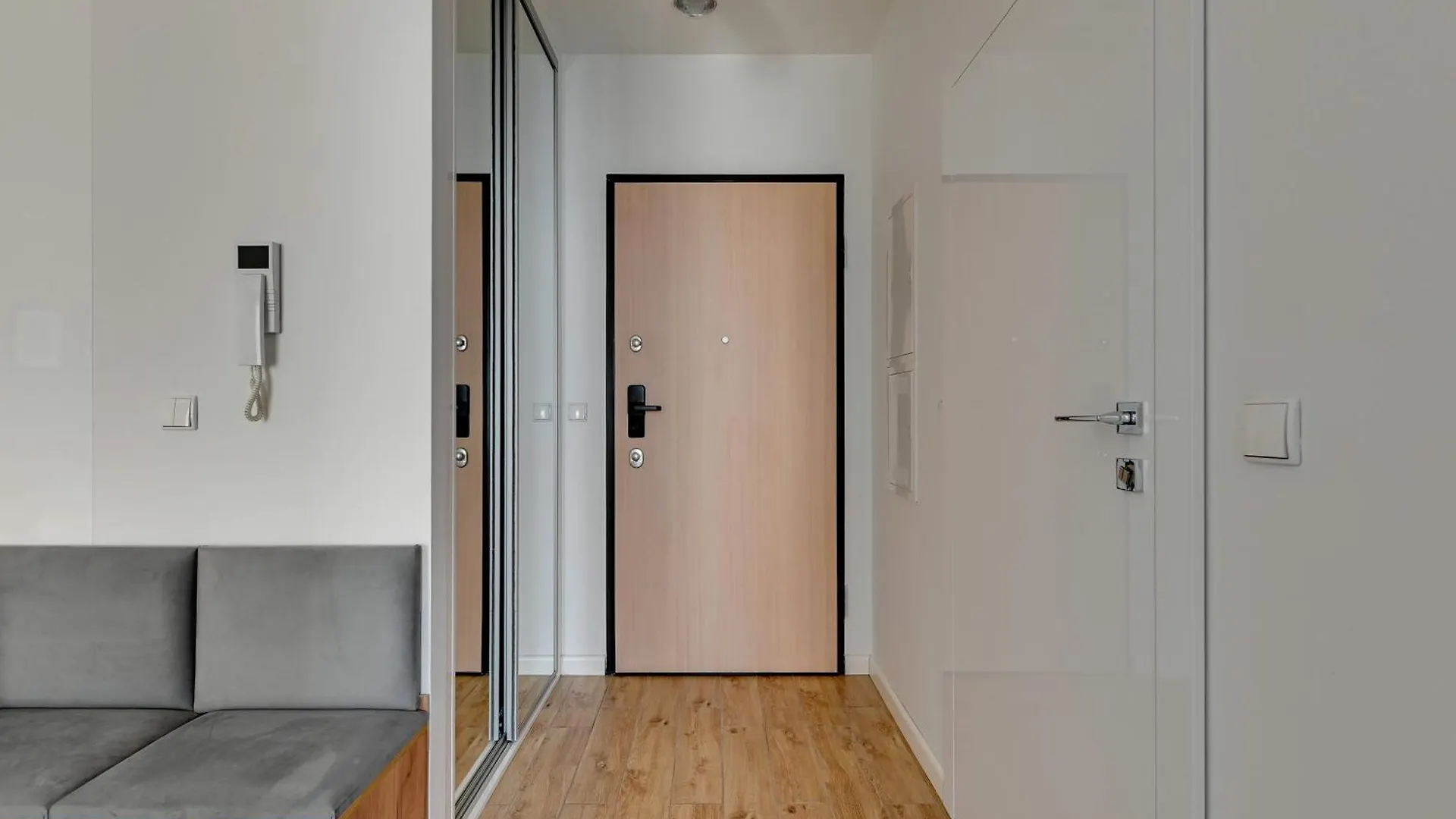 Przymorze Apartment - Home Office & Gym Gdansk
