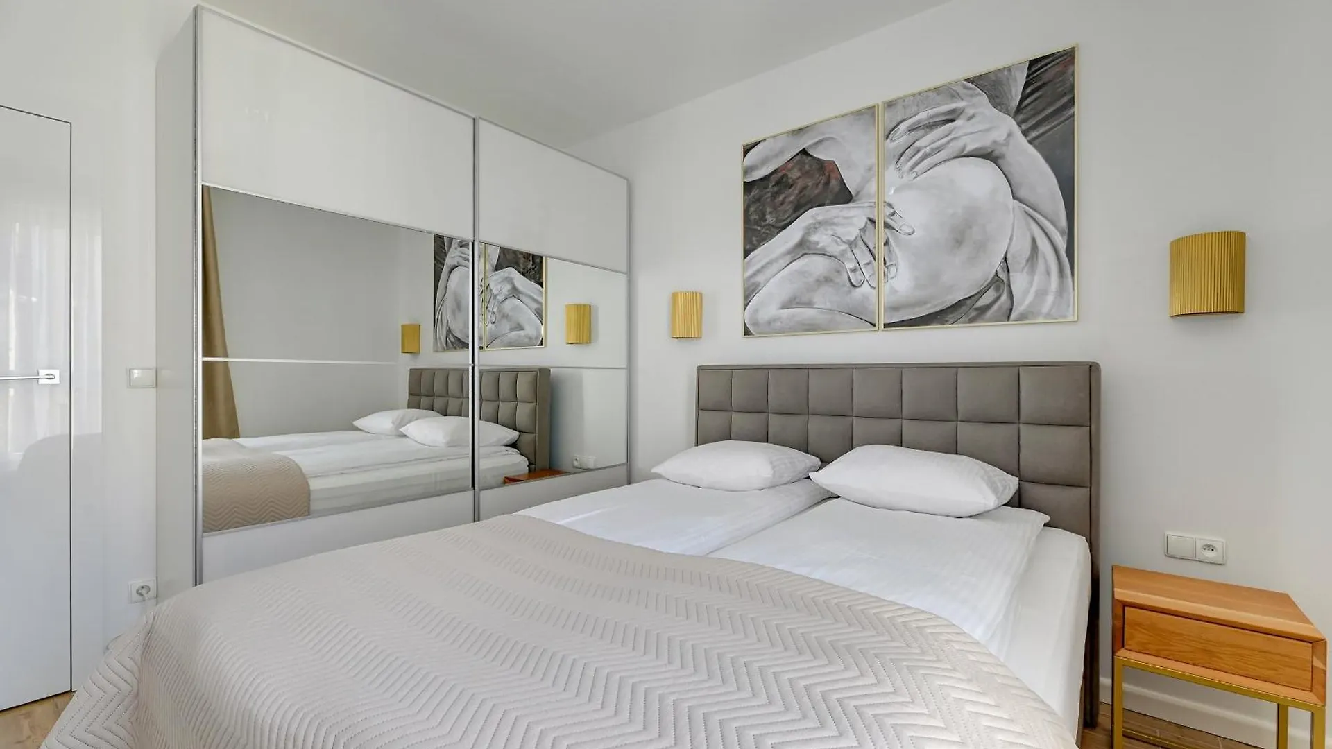Przymorze Apartment - Home Office & Gym Gdansk Poland